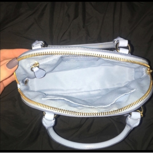 COACH F34090 MINI CORA DOMED SATCHEL IN CROSSGRAIN LEATHER LIGHT GOLD/PALE BLUE - Picture 2 of 5